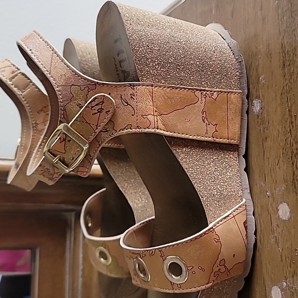 Alviero Martini I Classe wedge sandals size 38 - Picture 2 of 4